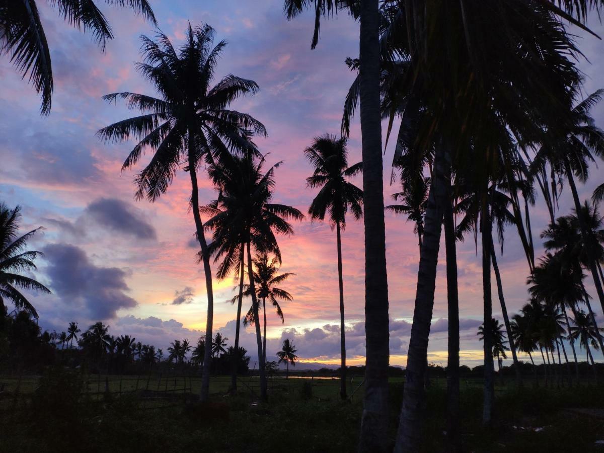Sunset Homestay By Harry & Mimin Telaga Esterno foto