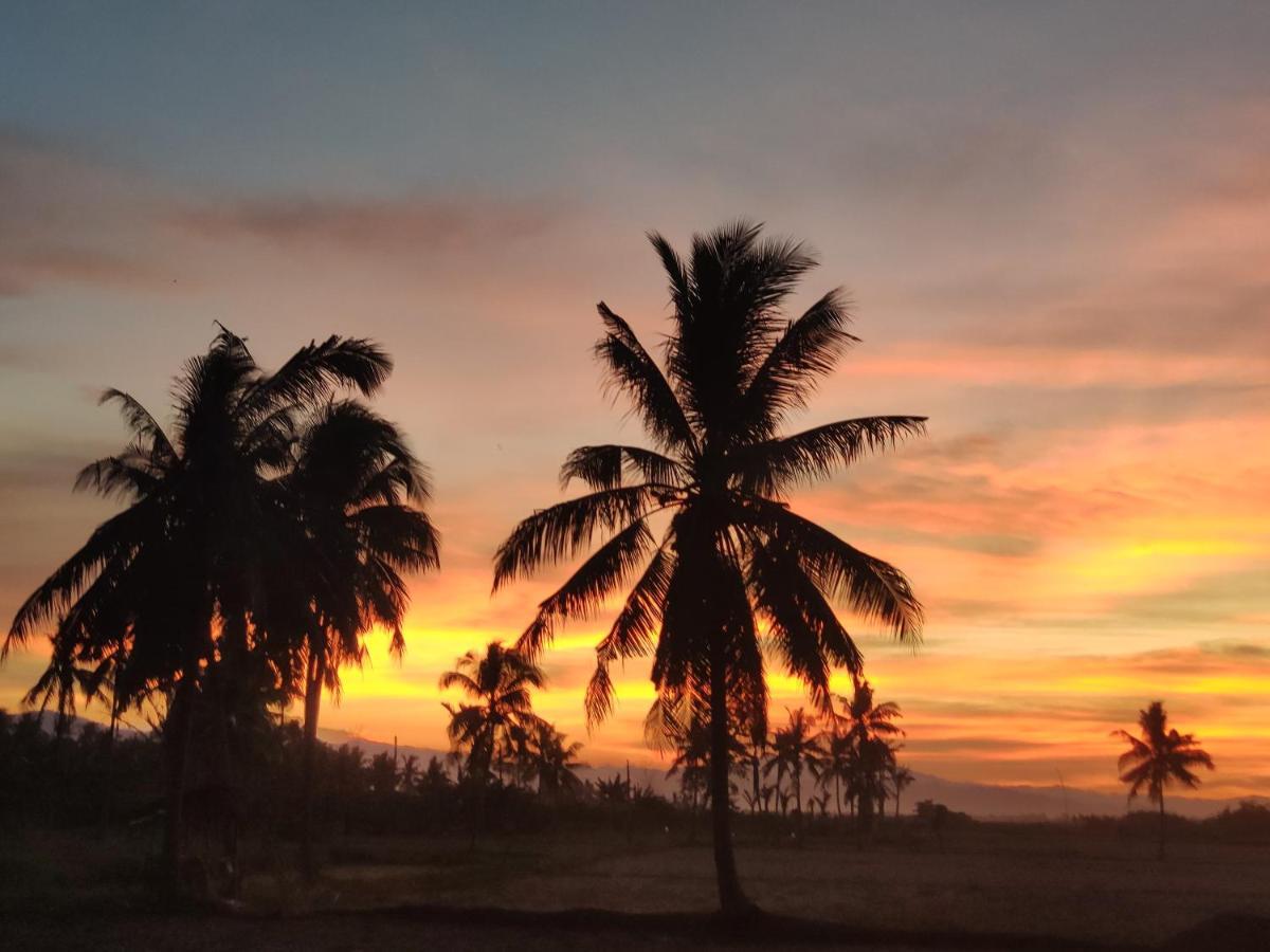 Sunset Homestay By Harry & Mimin Telaga Esterno foto